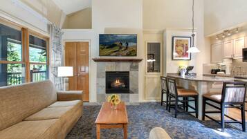 32-inch flat-screen TV with satellite channels, fireplace