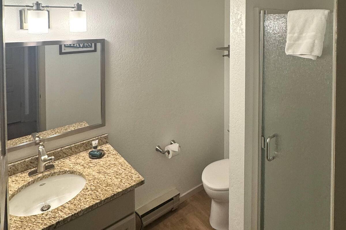 1 chambre, literie de qualité, coffre-fort