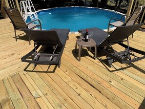 Alberca al aire libre y alberca climatizada