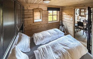 3 bedrooms, travel cot, free WiFi