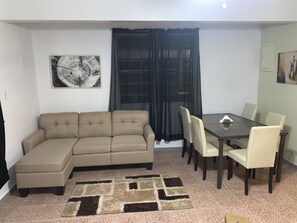 Interior - Elana's WhiteHouse. #1 Anasco PR (Añasco)