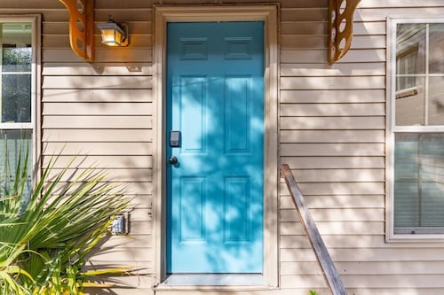 Oak House Charleston 3BR 2B in downtown. Enjoy peacefulness, history & comfort.