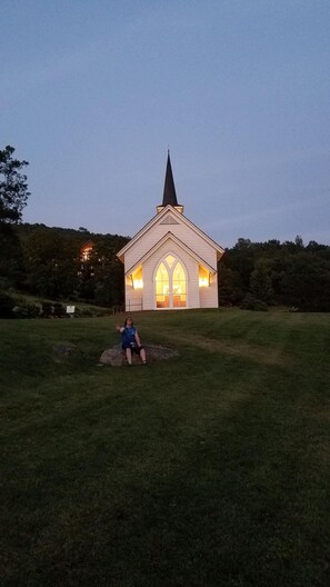 Exterior - Romantic Getaway Feb 10-17th In the Ozarks (Ridgedale)