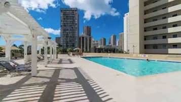 Piscine extérieure