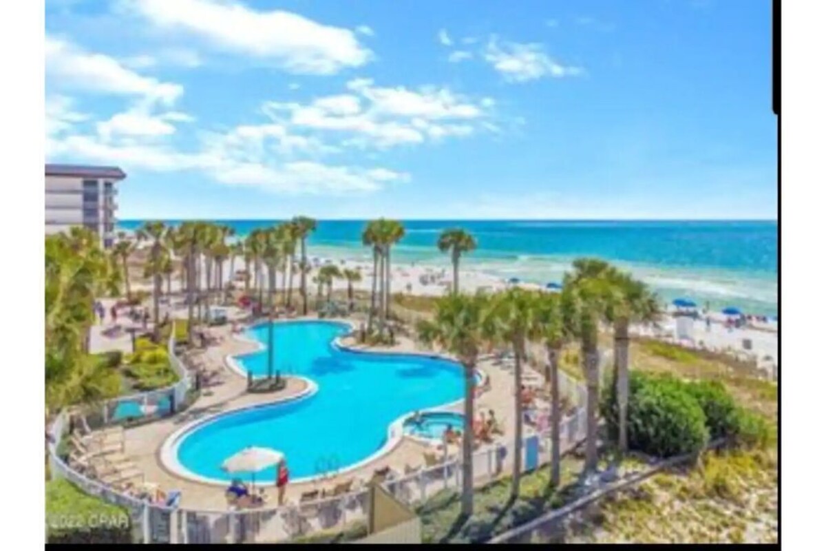 Pet friendly 3 bed16th fl. Oceanfront with Amazing Views