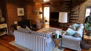 Smart-TV, Kamin, Computerbildschirme