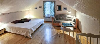 Beautiful home in Vena with WiFi