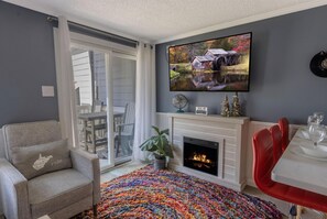 TV connectée, cheminée