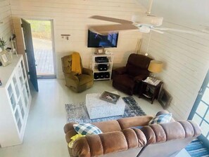 Smart TV - Cozy Talladega Lakefront Home with Amazing views (Talladega)