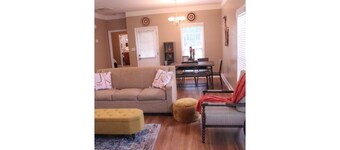 Cozy 3 Bedroom located in a Cul De Sac