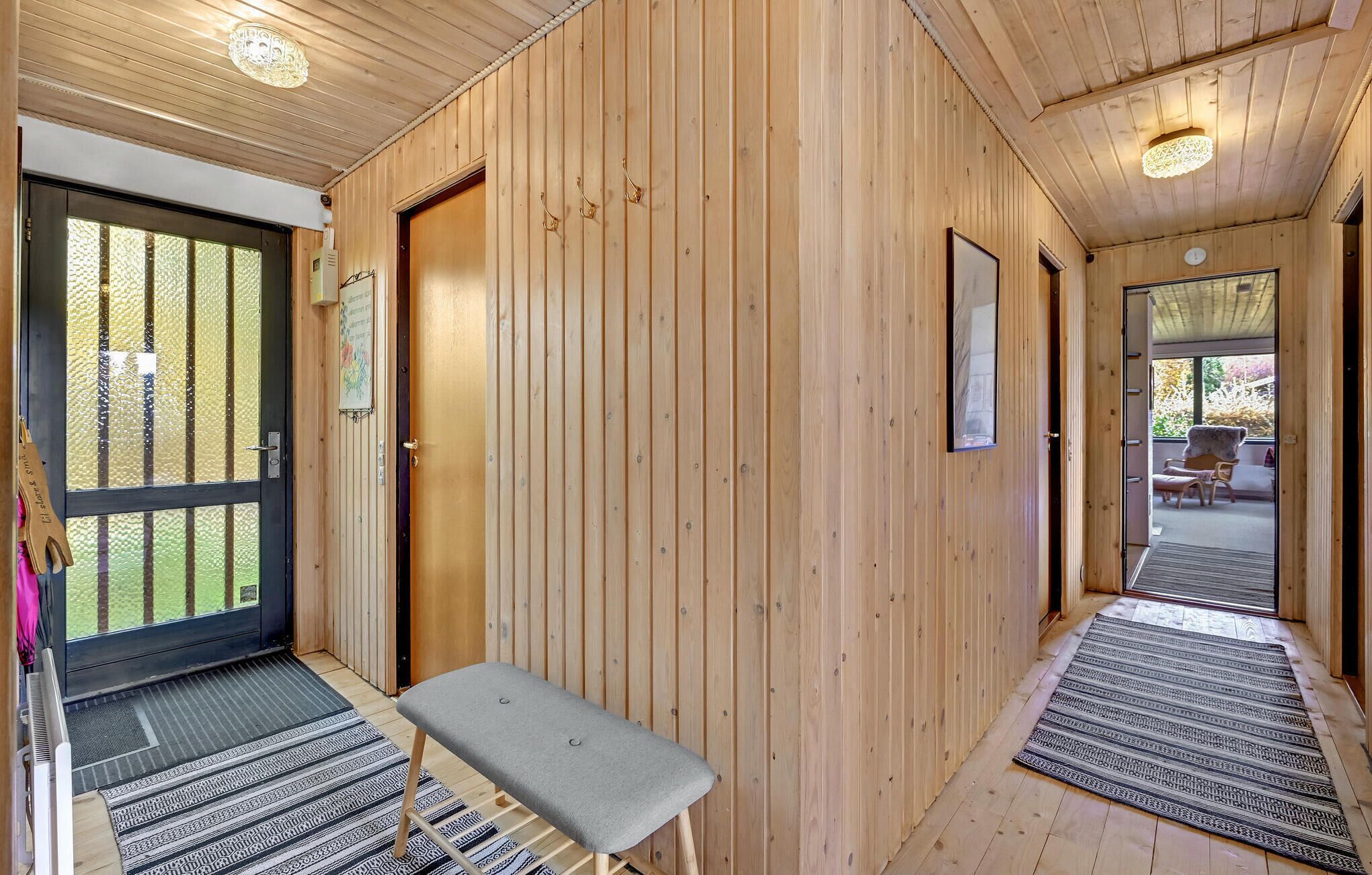 المنشأة من الداخل