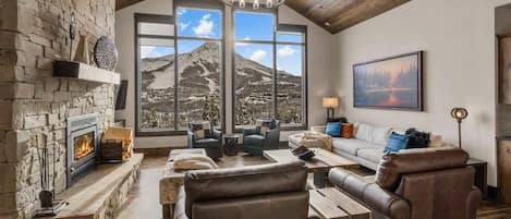 TV, fireplace, stereo, offices