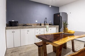 Fridge, microwave, stovetop, cookware/dishes/utensils