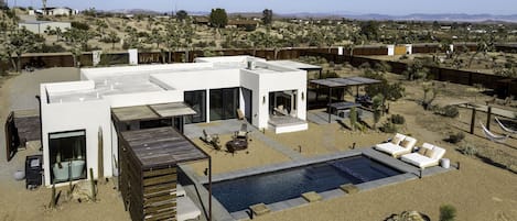 屋外プール、温水プール