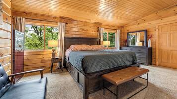 5 多间卧室、办公桌、免费 WiFi、床单