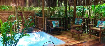 Maria Bungalow, luxury by the sea