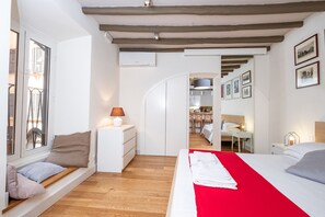 1 bedroom, in-room safe, iron/ironing board, free WiFi