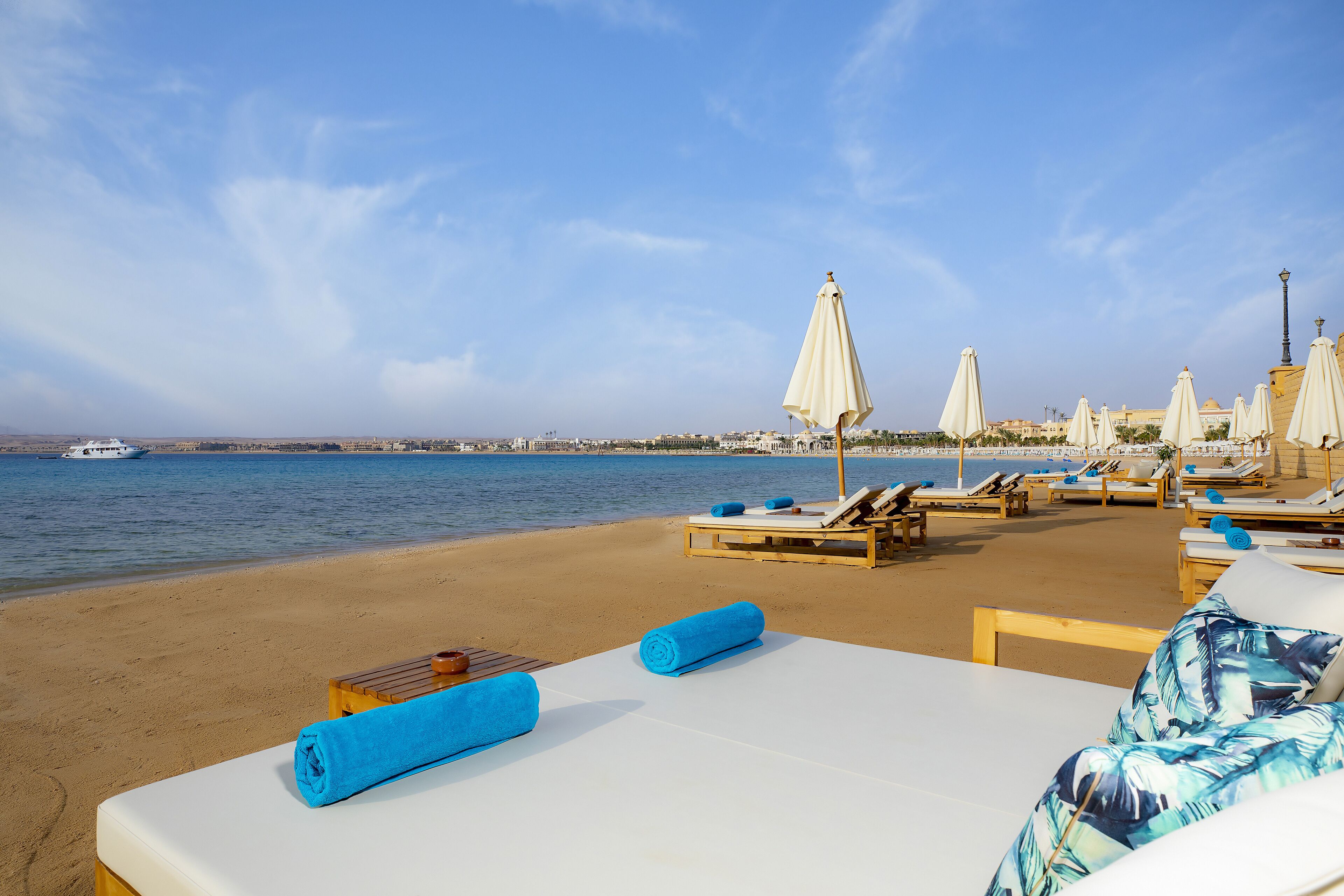 Private beach nearby, free beach shuttle, sun loungers, beach umbrellas
