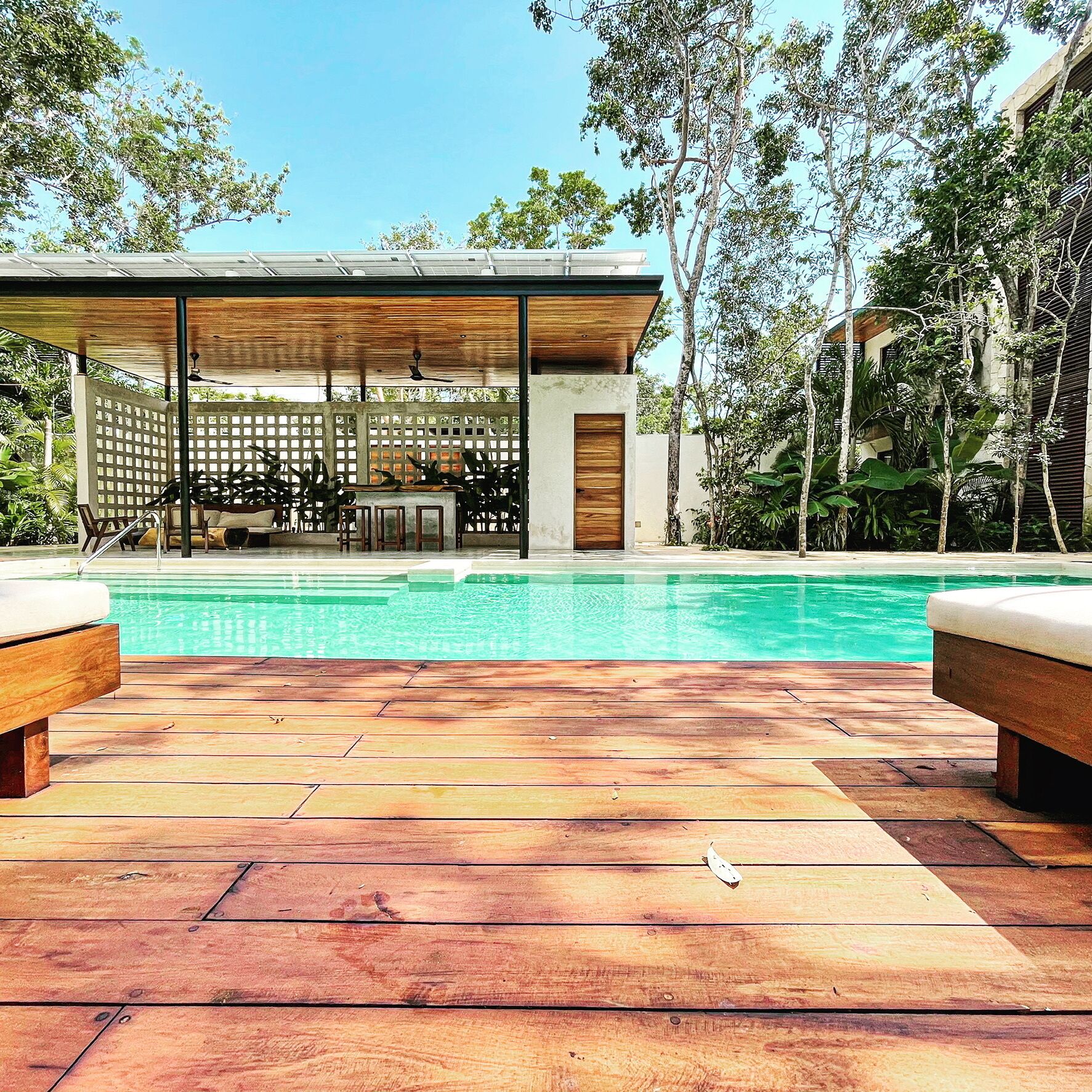 Piscina externa, piscina aquecida