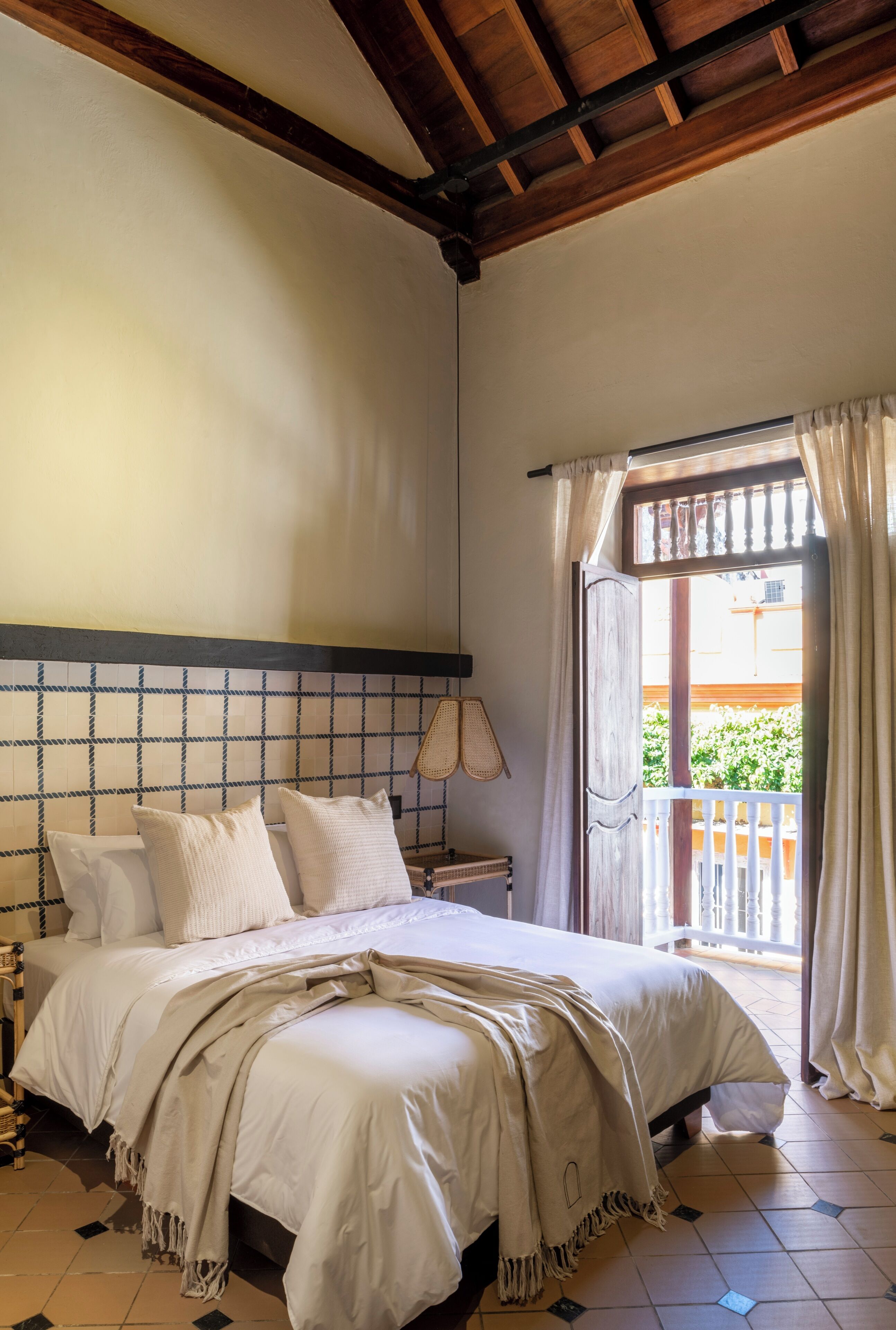 Junior Suite | Ropa de cama hipoalergénica y caja de seguridad en la habitación 