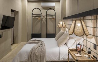 Junior Suite | Ropa de cama hipoalergénica, caja fuerte, cortinas opacas