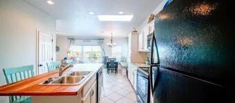 Cozy waterfront condo/ boat dock.  Awesome sunsets!