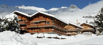 1 Bedroom apartment *** - ground floor – quiet area, close to “Les Moulins” and the bus stop - sunny