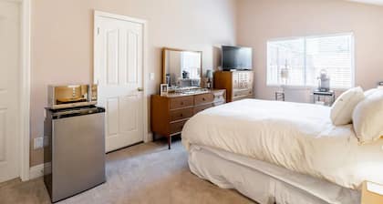 "Queens Palace" Studio Apt Business Ready - San Jose