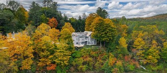 Historic Home on Dewey Pond - The Dewey House