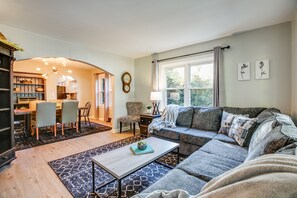 Smart TV, books, offices