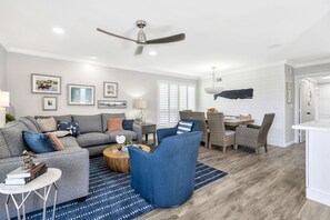 Smart TV, fireplace, DVD player