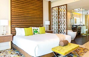 3 bedrooms, travel crib, WiFi