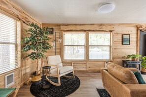 Smart-tv, pejs, videospil, bøger