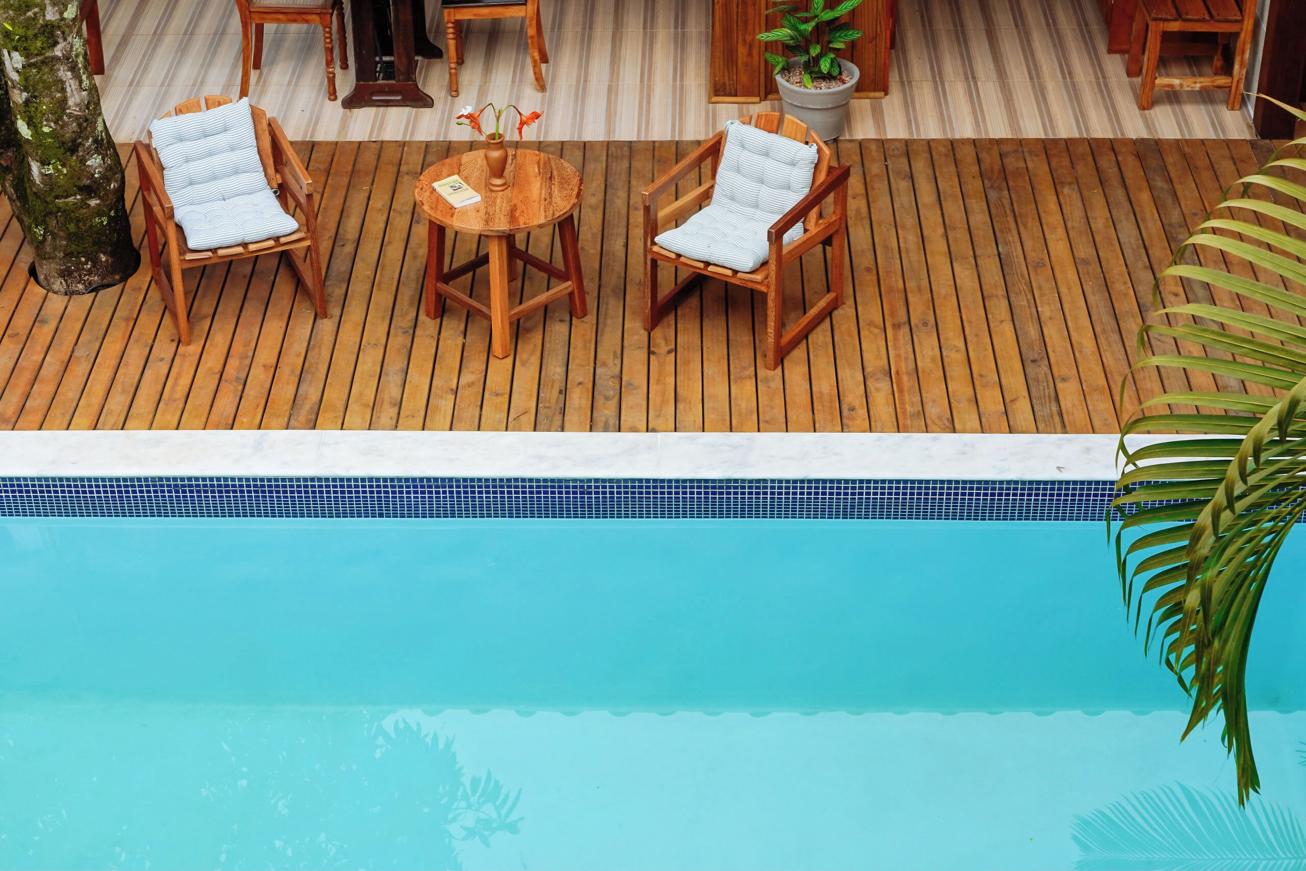 Outdoor pool, pool loungers