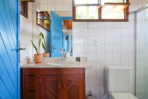 Comfort Room | Hypo-allergenic bedding, free WiFi