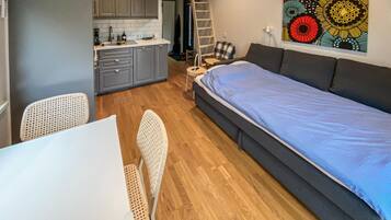 Cuna de viaje y wifi gratis