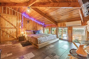 9 habitaciones y caja de seguridad en la habitación 