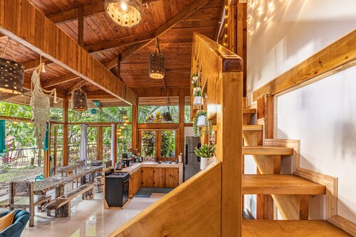 2 Magical Tropical Villas with Pool 5 min from Jaco Beach, up to 23 guests