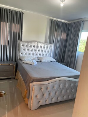 3 Schlafzimmer, Bügeleisen/Bügelbrett, kostenloses WLAN