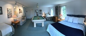 3 slaapkamers, een strijkplank/strijkijzer, reisbedje, gratis wifi