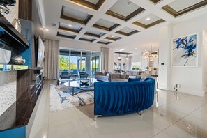 TV, peis, videospill og fotballspill