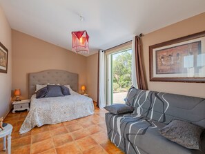 4 habitaciones, wifi gratis y ropa de cama 