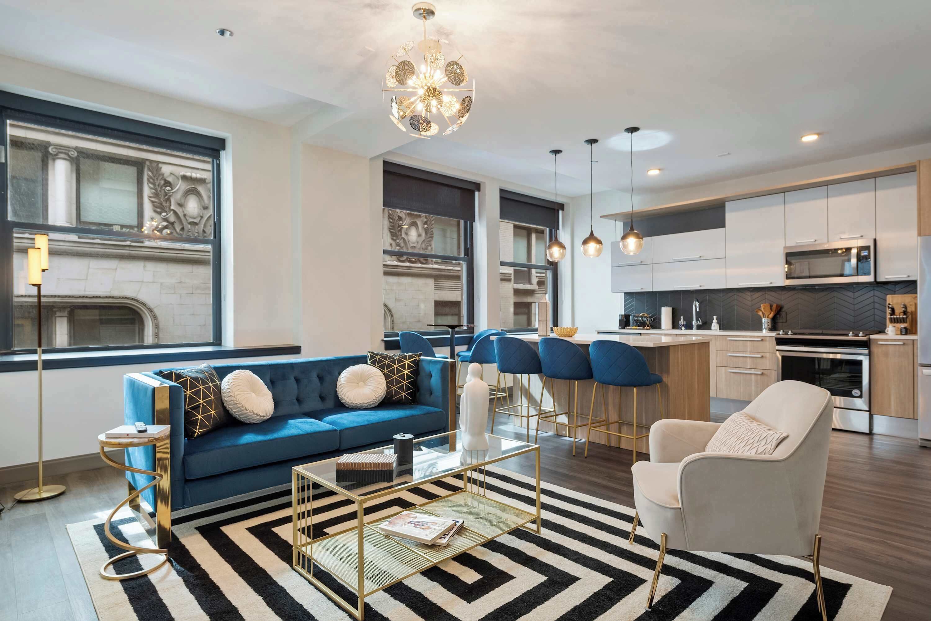 Tv, stereoanlæg, kontorer