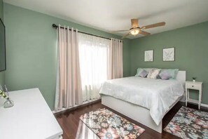 3 bedrooms, iron/ironing board, travel crib, WiFi