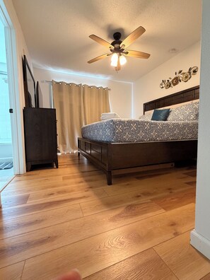 3 bedrooms, in-room safe, iron/ironing board, free WiFi