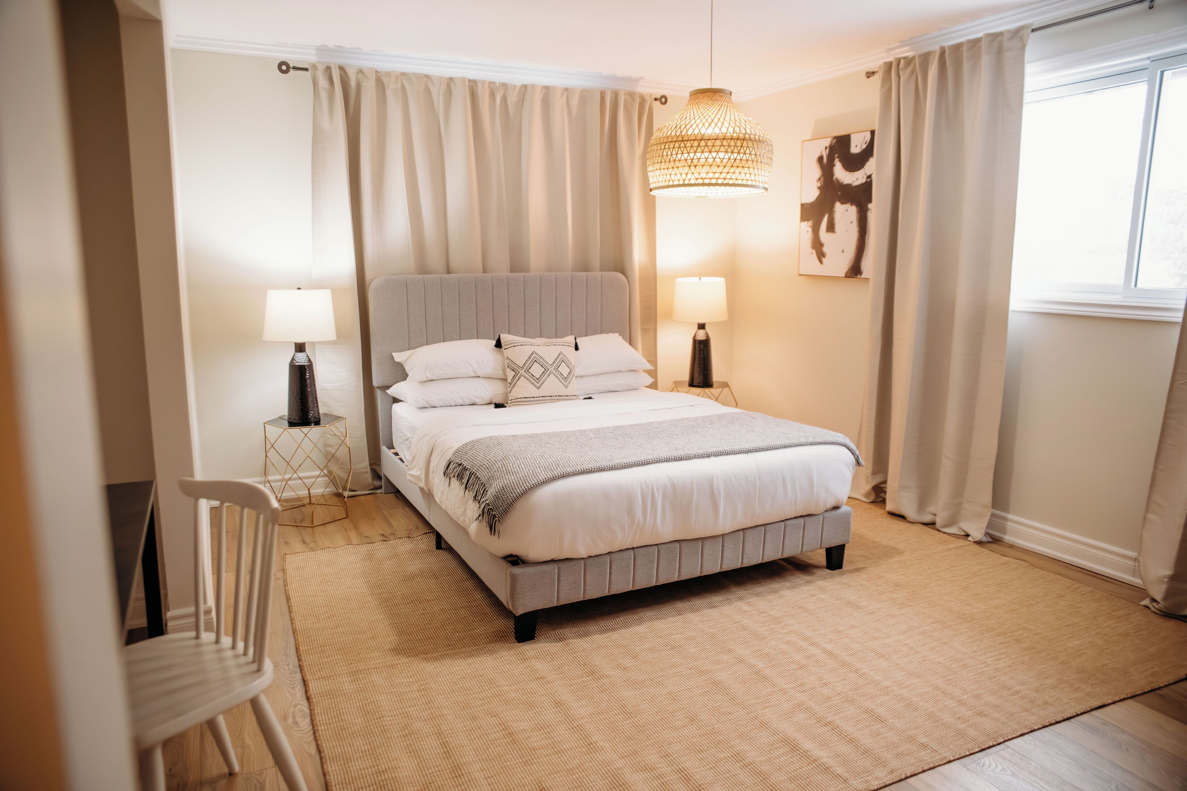 5 室のベッドルーム、デスク、アイロン / アイロン台、WiFi (無料)