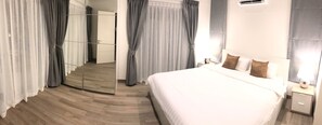3 bedrooms, iron/ironing board, free WiFi, bed sheets
