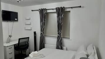 4 bedrooms, WiFi, bed sheets
