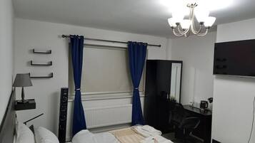 4 bedrooms, WiFi, bed sheets
