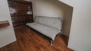 Tempat tidur tambahan